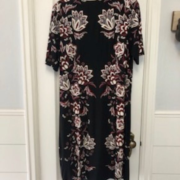 Roz & Ali Dress - Picture 5 of 8